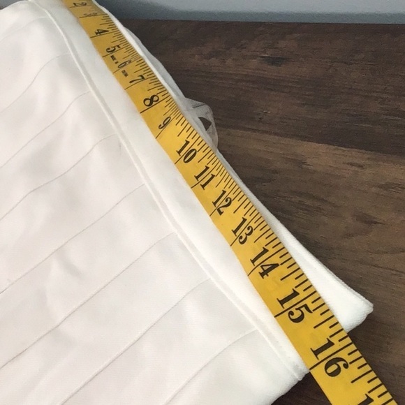 Hollister California Ultra Rise White Pleated Mini Skirt - Picture 9 of 11